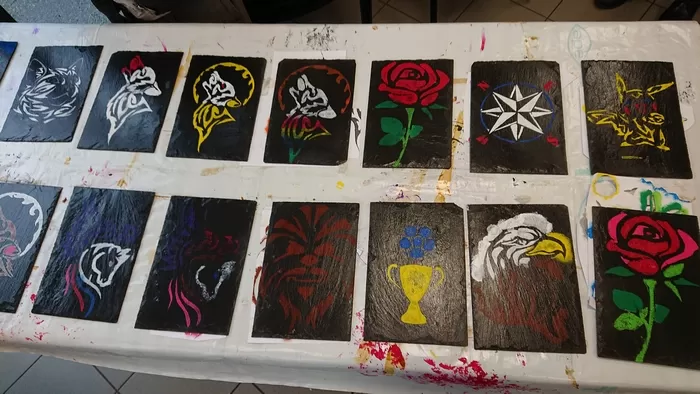 Atelier itinérants - Pochoirs sur ardoise, image 1