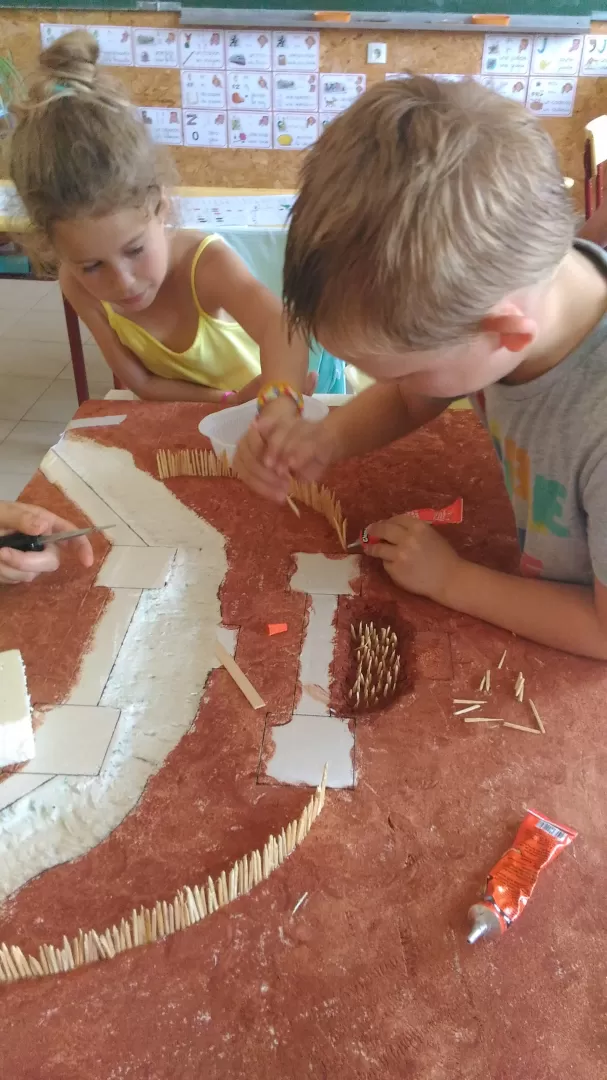 Maquette par l'école de St-Michel-et-Chanveaux, image 1