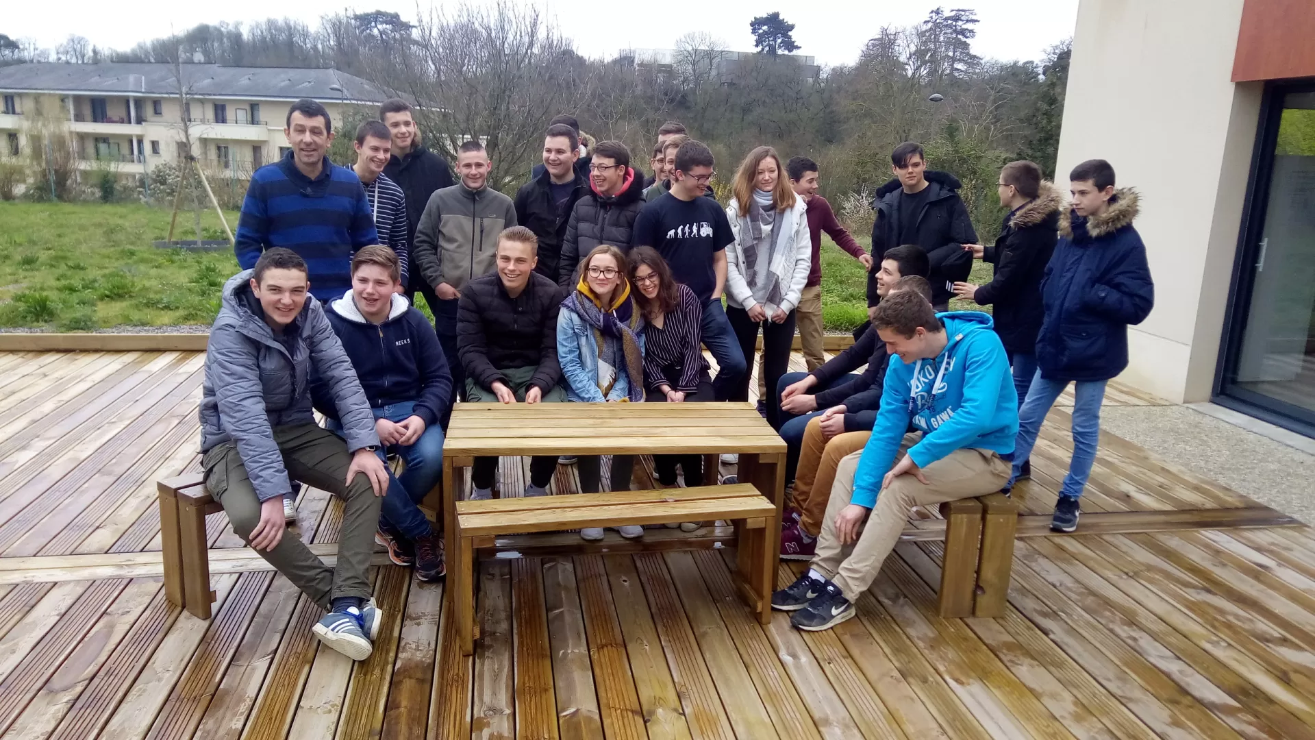 Ensemble de jardin pour le foyer MFR de Segré, image 1