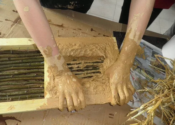 Atelier torchis et découverte, image 1